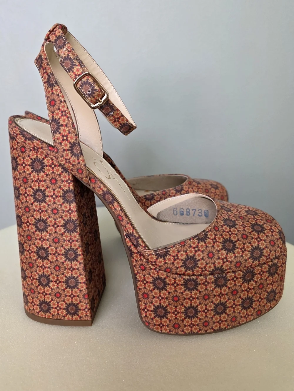 Jessica Simpson Skilla Floral Platform Pumps, Boho Geometric Print, Size 7.5 NEW